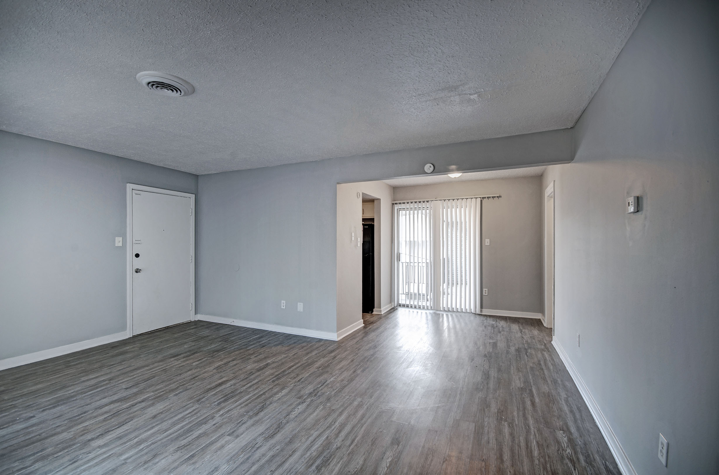 225 W McDowell  - G6