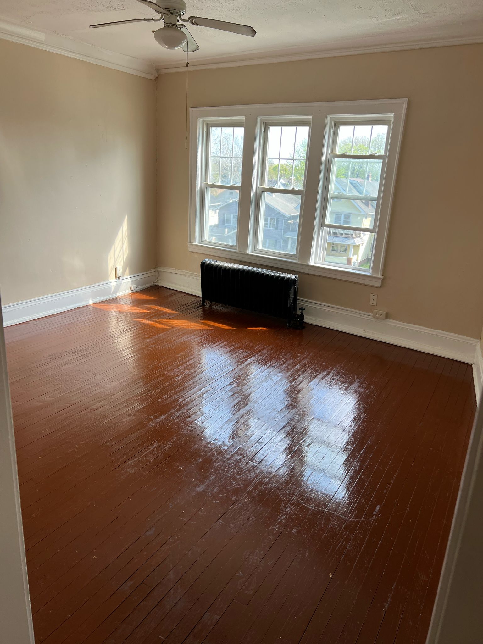 1374 West Boulevard - 302